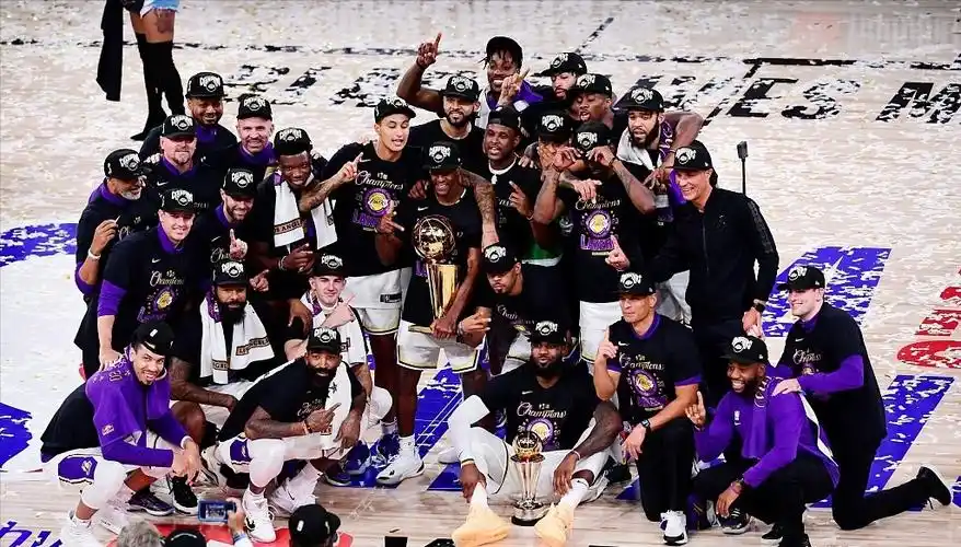 2010—2021赛季nba夺冠球队阵容,有你爱的那支球队么?