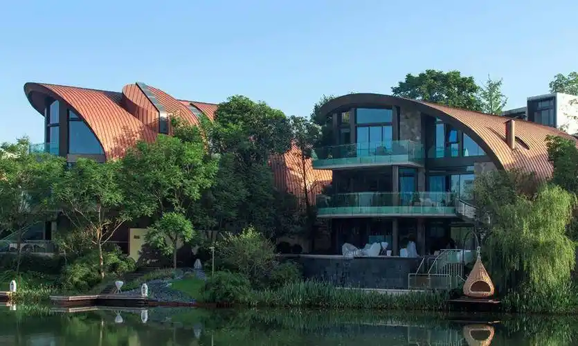 大理石案例 | 成都最贵豪宅「麓湖·黑碟贝」1500㎡ 临湖别墅