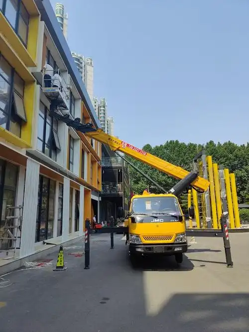 天津大港区曲臂车出租租赁高空作业车升降车13022277716