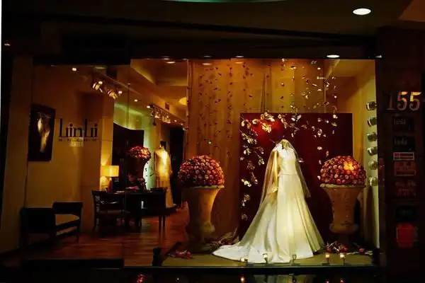 影楼橱窗夜景拍摄效果图_装修·橱窗·设计_影楼管理_黑光网