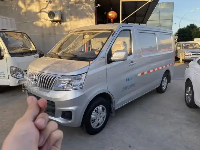 刚买的新车 3千公里 长安睿行m60大面包