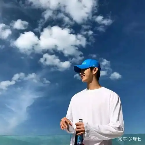 有什么适合男生的微信头像