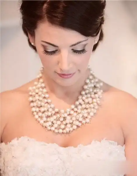 异国时尚婚礼最新的欧美新娘妆