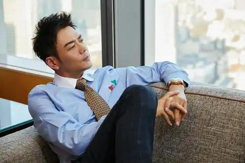 杨烁《大江大河》挑战改革先锋 野蛮生长诠释直爽书记