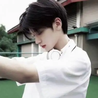 男生头像真人帅气阳光高清