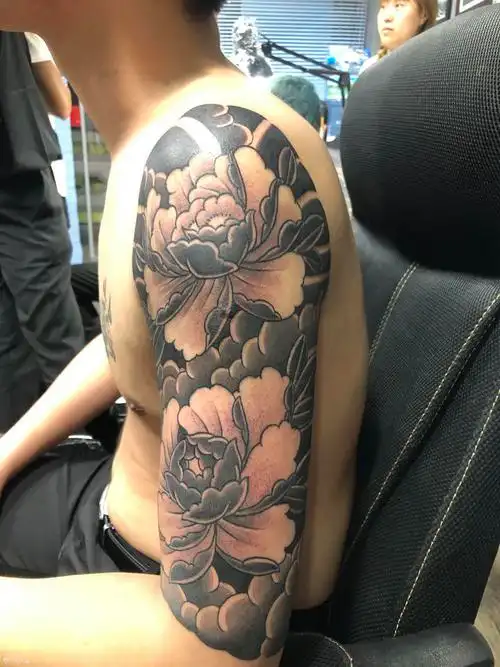 老传统牡丹_纹身图案手稿图片_野风的纹身作品集