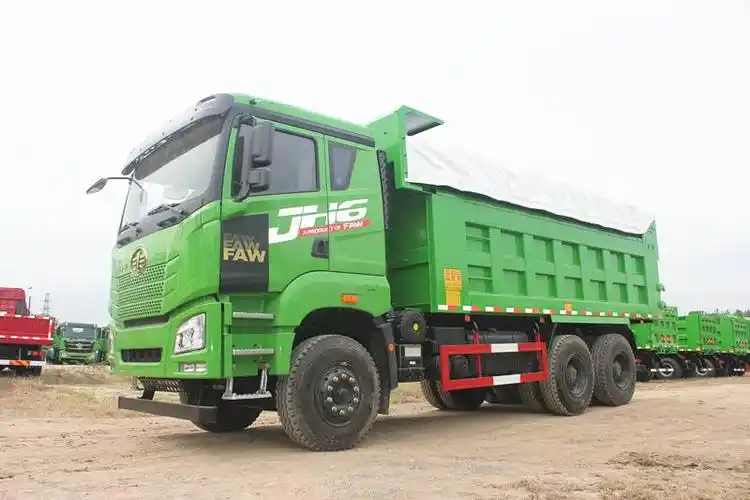 北京一汽解放国六排放自卸车