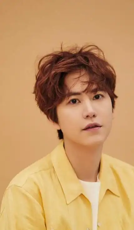 艺声,强仁(2019年退出),神童,李晟敏,银赫,崔始源,李东海,金厉旭,金起