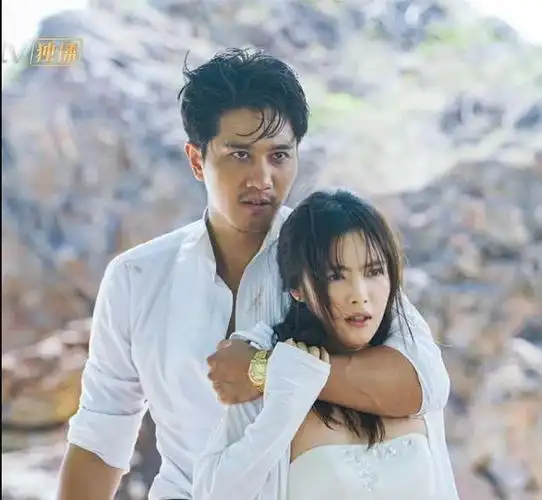 阳光之下蔡文静追剧哭封潇声结局意难平柯滢弥补原著遗憾