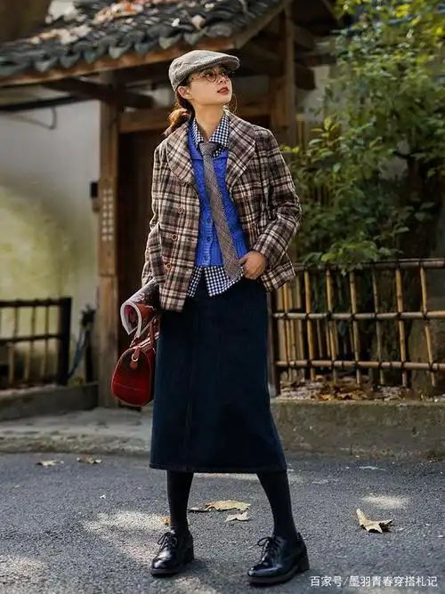 小个子真该尝试一下英伦复古风,洋气时髦不挑人,谁穿谁美