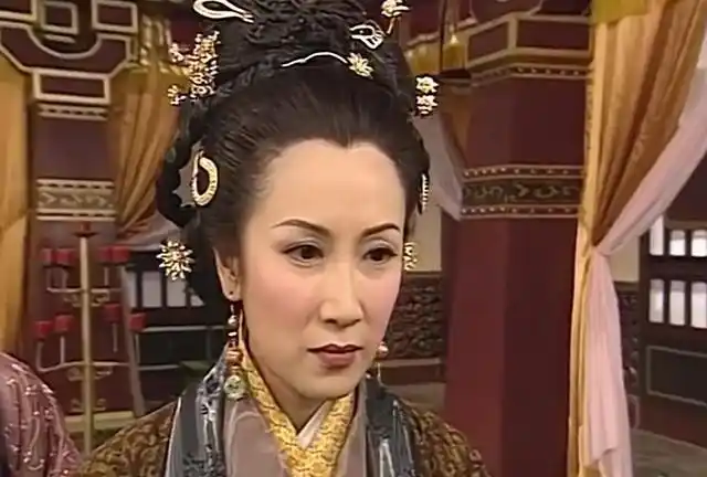 9,李霓裳,林其欣饰演.8,柳琵琶,汤盈盈饰演.7,邓婵玉,刘玉翠饰演.