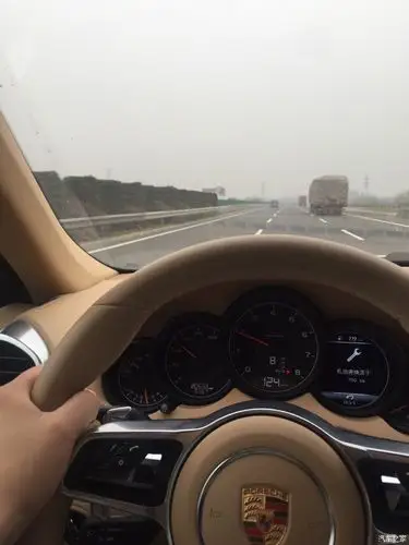 上高速喽,目的地,南京