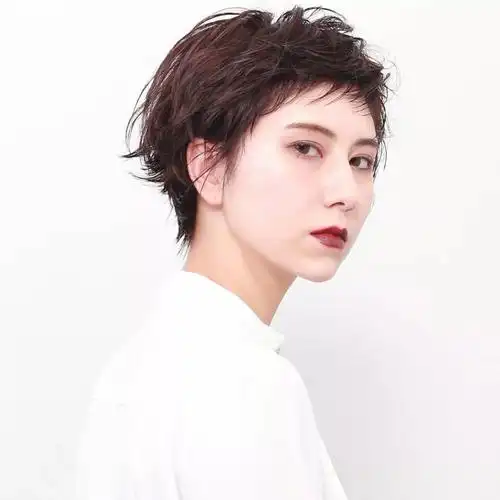 经典短发与创意短发让你2019变的潮流前卫女生