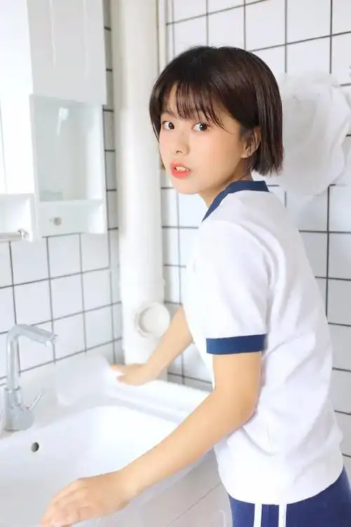 日系短发运动女生,元气满满_腾讯新闻