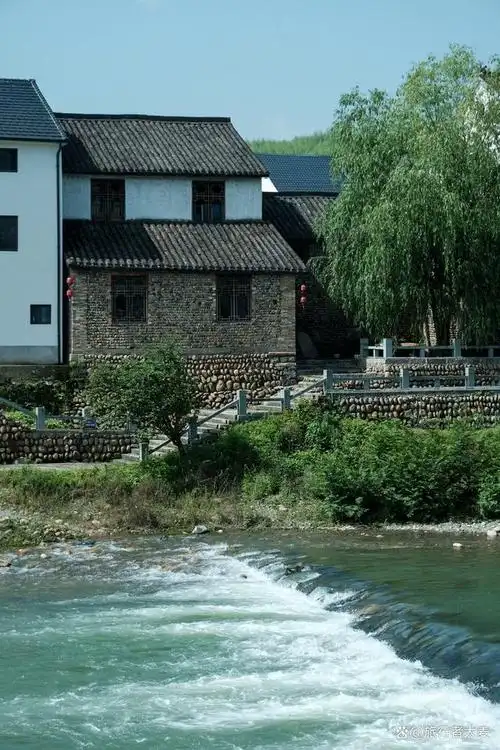 山水如画河桥古镇