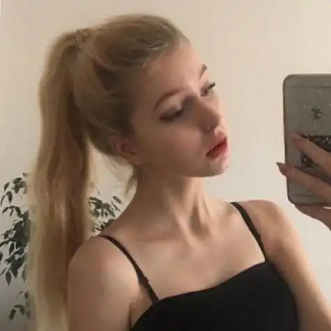 超拽欧美女生性感霸气头像