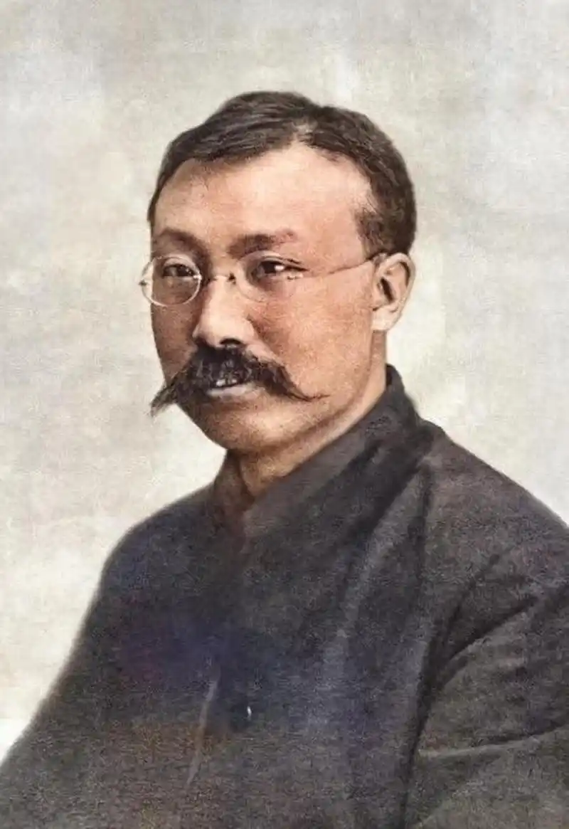 李大钊是中国近现代史上的杰出人物,他致力于推广马克思主义和共产