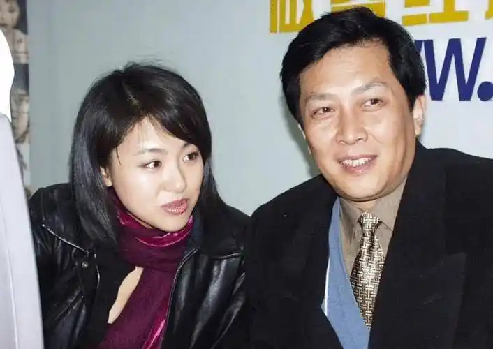 孙涛和壮丽生的孩子1997年,壮丽生下大儿子,没过两年又生下一个小儿子