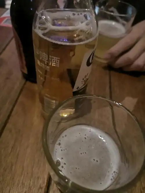 第一次去酒吧喝酒