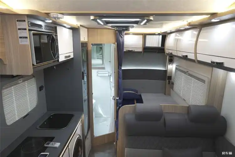 戴德云游房车内部图片