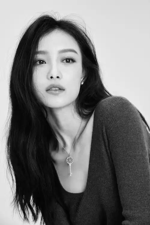 倪妮演绎tiffany&co.蒂芙尼tiffany keys系列珠宝大片