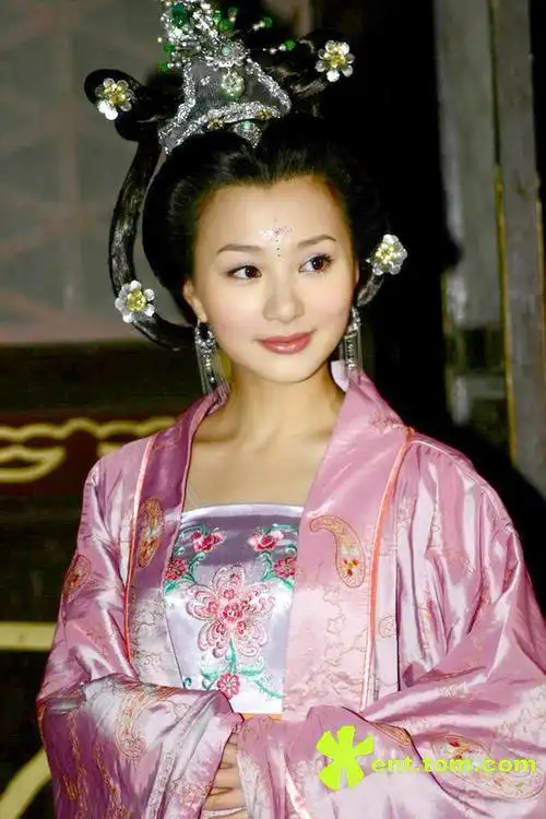 问君能有几多愁周家敏熊乃瑾饰