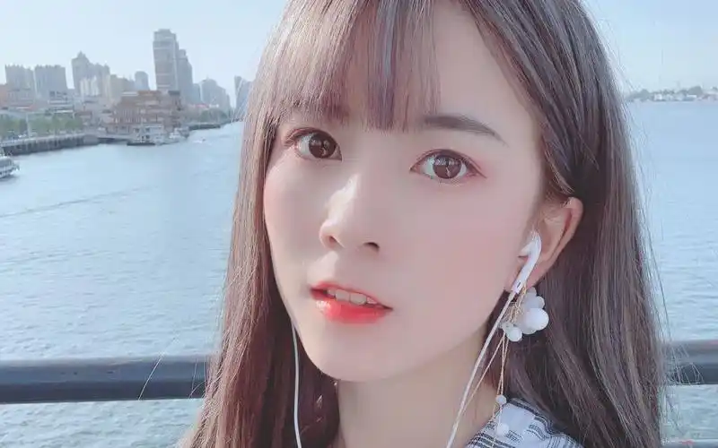 bej48荔枝的直播李梓20190730