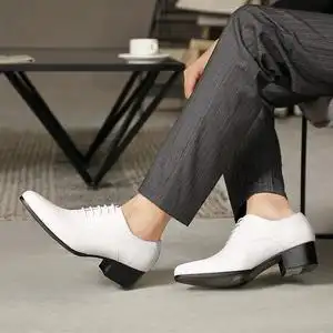 男士尖头白色皮鞋男真皮男生演出高跟鞋英伦正装时尚潮流小码男鞋