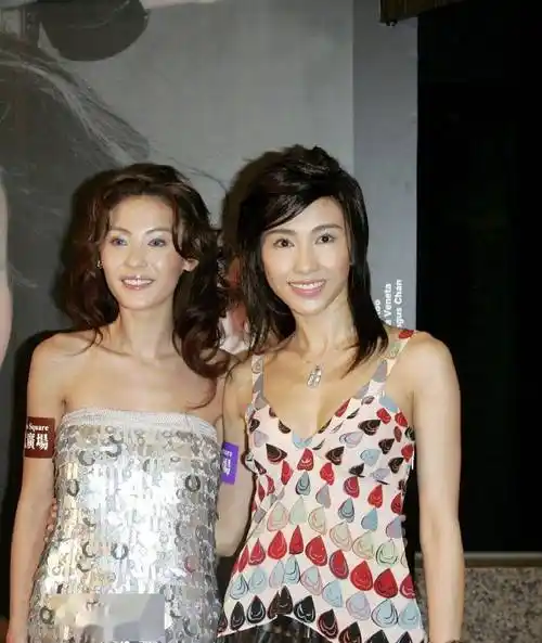 黎姿张柏芝俩女神同框张柏芝满脸疲态输给了大9岁的黎姿