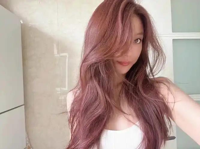 树莓粉棕色显白发色分享7878整体偏棕调