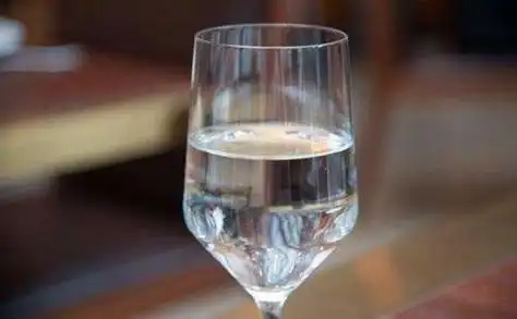 男人一天一杯"白酒",会变成什么样?可能与你想的不一样