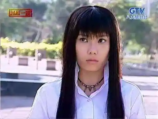 玛·寒和《萌学园》里的乌克娜娜~~顺便表白一下现在不拍戏的蔡芷纭