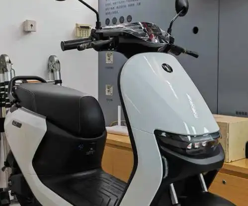 九号电动n70c电动轻便摩托车