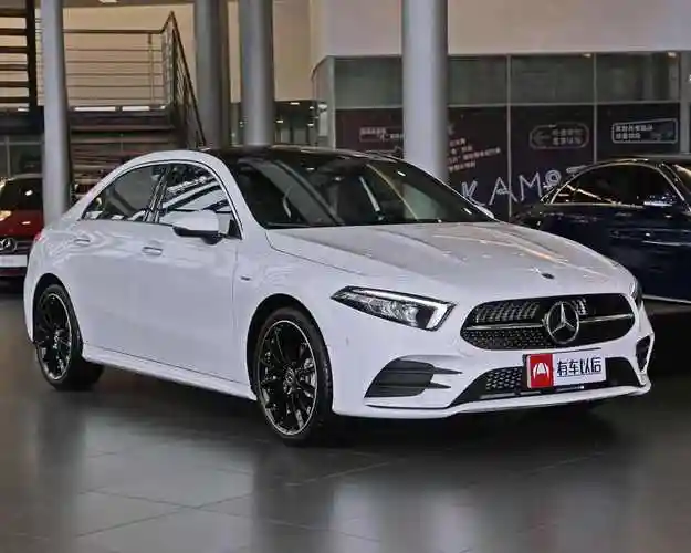 奔驰最便宜的车都是多少钱