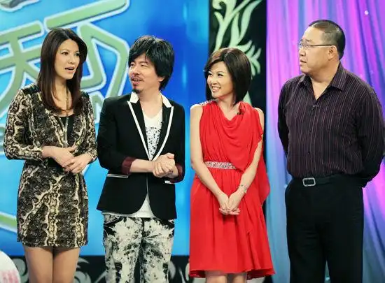 左起:陈明真,黄国伦,寇乃馨,英达