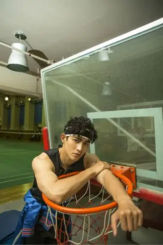 双面男神李子峰 绅士运动无缝衔接