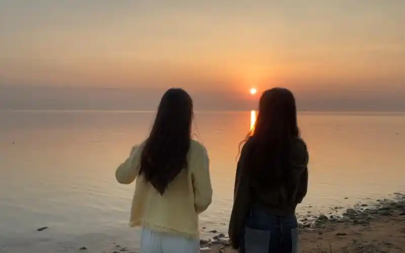 双休日的休闲时刻之和朋友一起烧烤