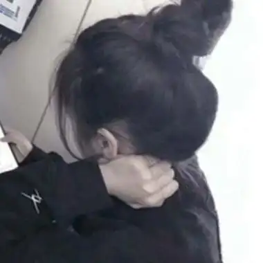 qq女生头像丸子头韩系高清好看可爱的韩系丸子头女生头像图片