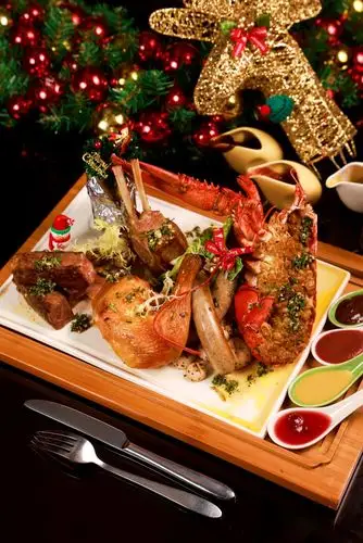 厦门海港英迪格酒店与鼓浪屿海景相伴的圣诞大餐