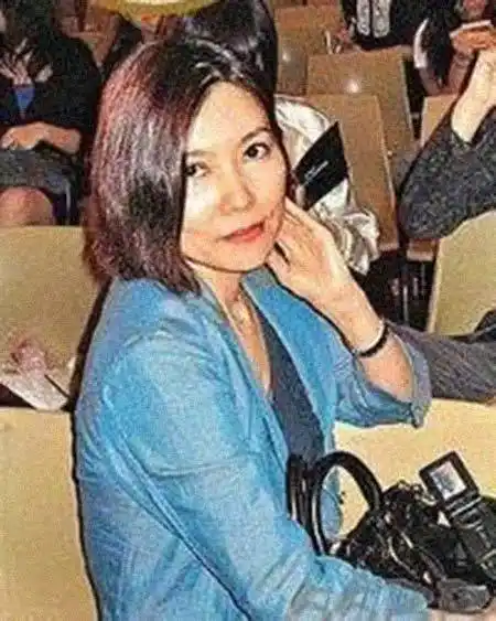 郑安仪个人简历,郑安仪个人资料简介 - 酷西斯 kuxisi.com