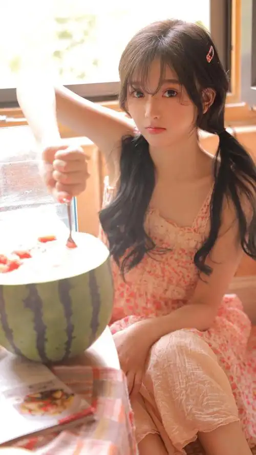 甜美可爱少女彭十六夏日写真,高清图片,手机锁屏桌面-壁纸族
