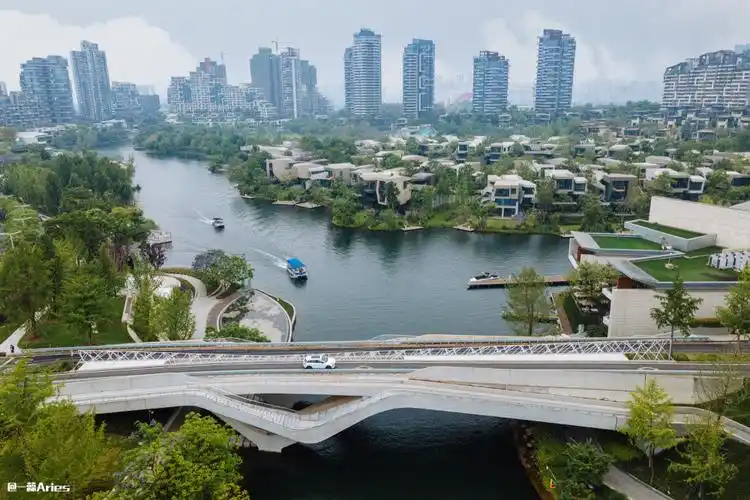 成都也有向往的生活麓湖生态城藏着成都人的水上乌托邦