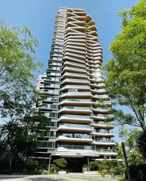 成都豪宅麓湖最美大平层