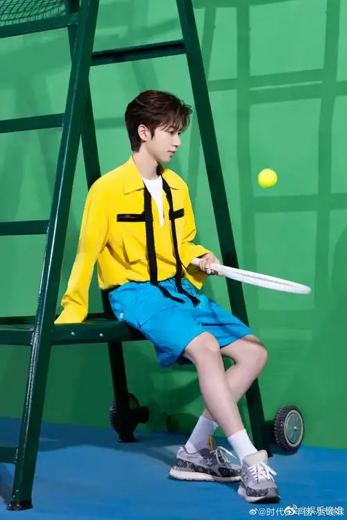 网球王子贺峻霖