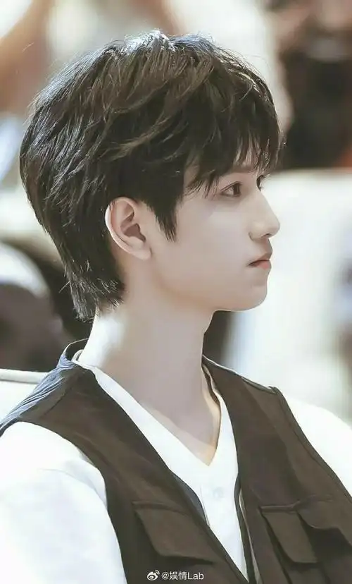 丨笑不活了……|敖子逸_新浪新闻