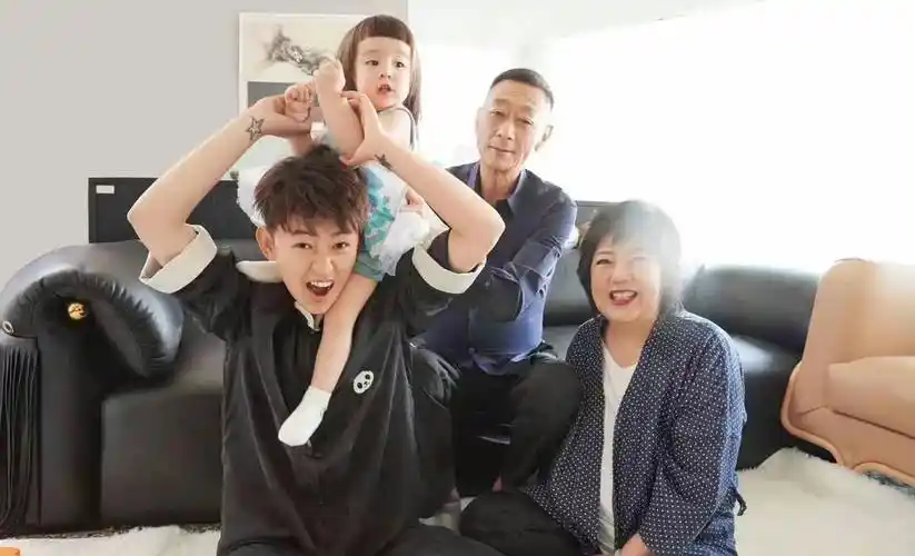 前女友是京圈第一帅,为亲生女儿取名,疑旧情难忘_林子君_李承铉_恋情