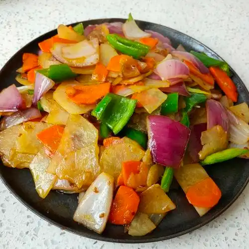 陕北婆姨厨房成长记做的洋葱炒土豆片真的绝了(注意看小贴士)