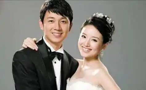 潘粤明绯闻女友探班!女方肤白颜值高,被曝恋爱在一起已达4年?