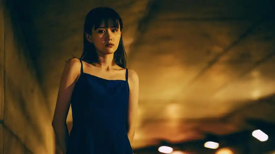 失恋非常难过的伤感女孩,大陆-美女图片