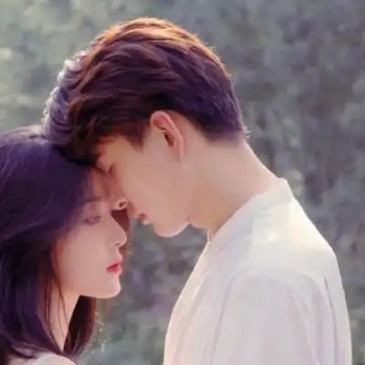 浪漫成熟情侣头像一左一右配对